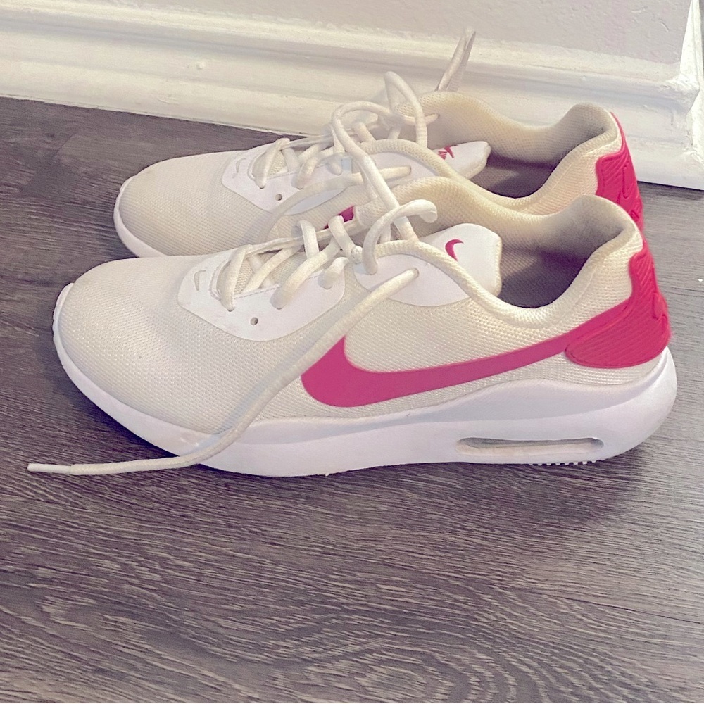 Nike Pink and White Women’s Sneakers | Size 8.5